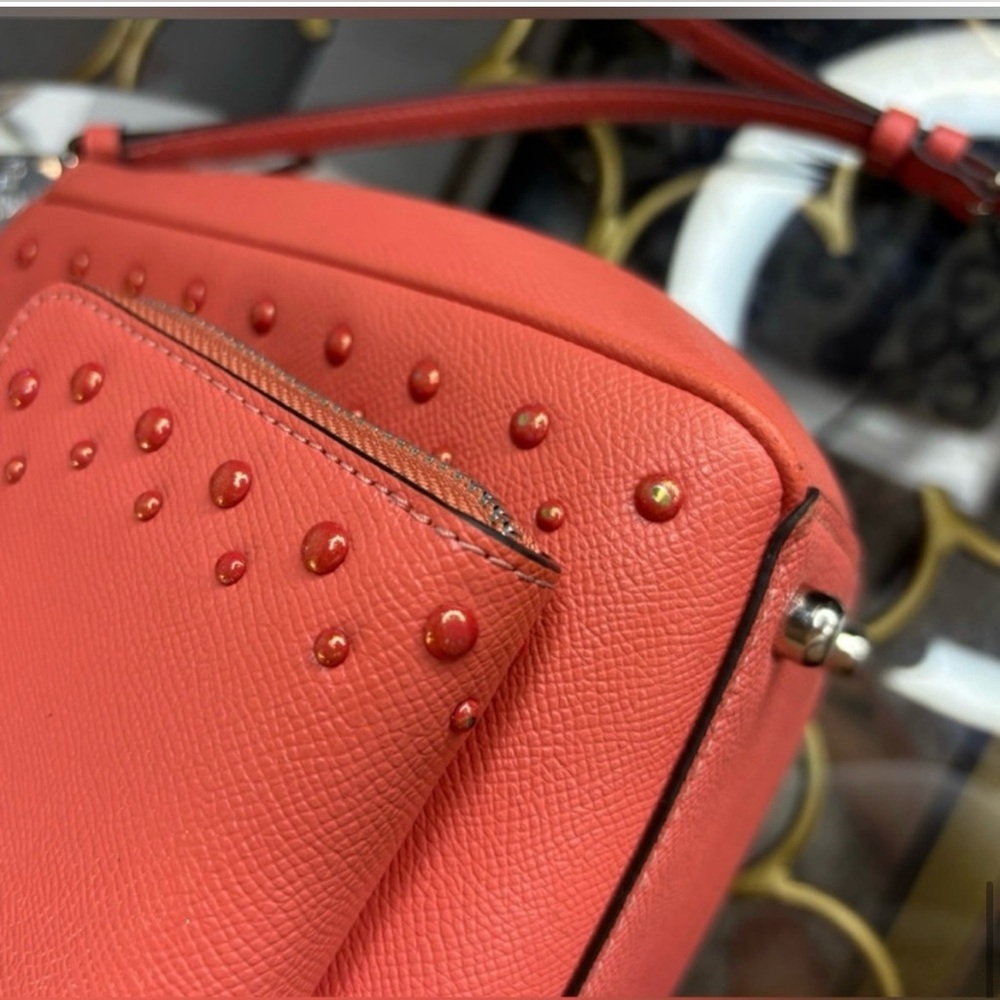 🌟COACH 🌟Storypatch Coral Studded
Leather Surrey Bag & Wallet Set F55600/EUC - Picture 7 of 16